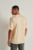 Camiseta cuello redondo kaki y diseño de Mandalorian