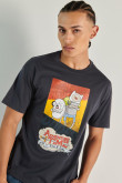 Camiseta gris manga corta con diseño de Hora de Aventura