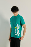 Camiseta cuello redondo verde oscura con motivo de Sprite