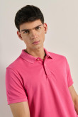 Camiseta unicolor polo con aberturas y botones