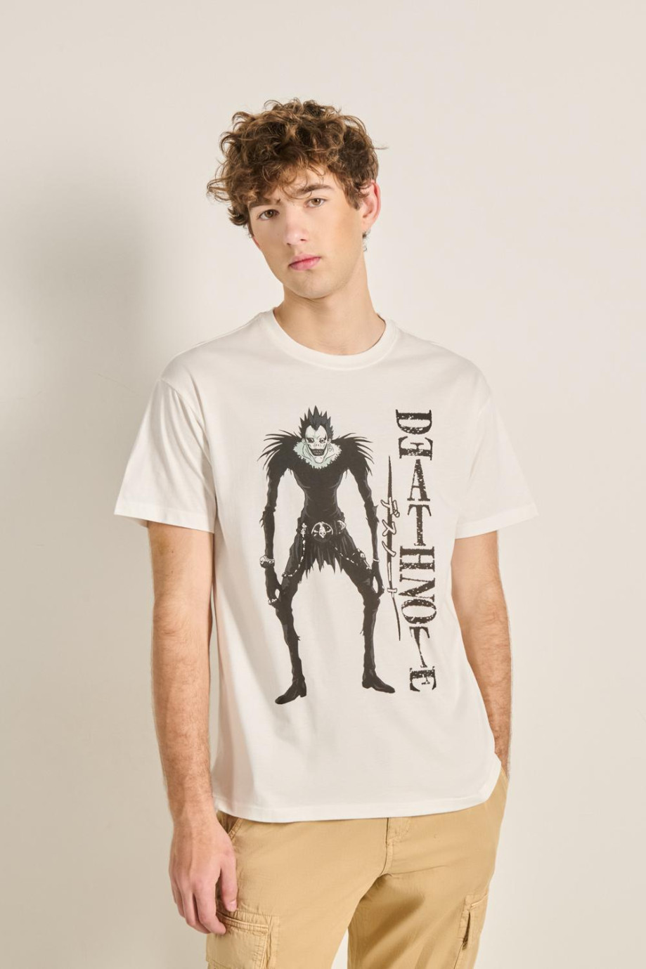 Camiseta manga corta con estampado de Dragon Ball Z.