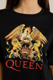Camiseta negra crop top oversize con diseño de Queen