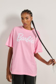 Camiseta rosada oversize manga corta con diseño de Barbie