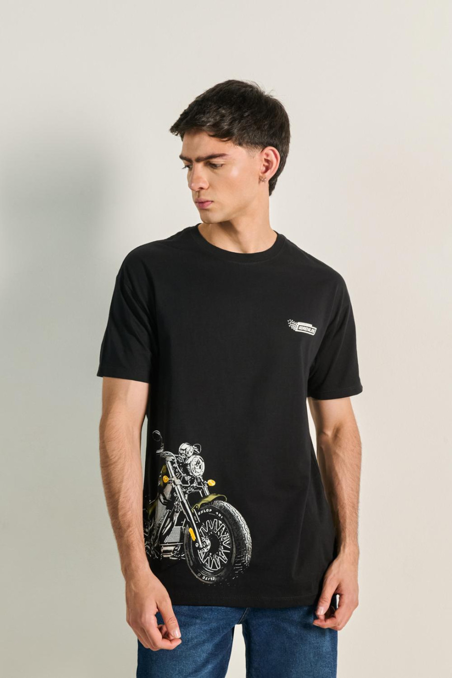 Camiseta unicolor manga corta con diseño racer de vehículo