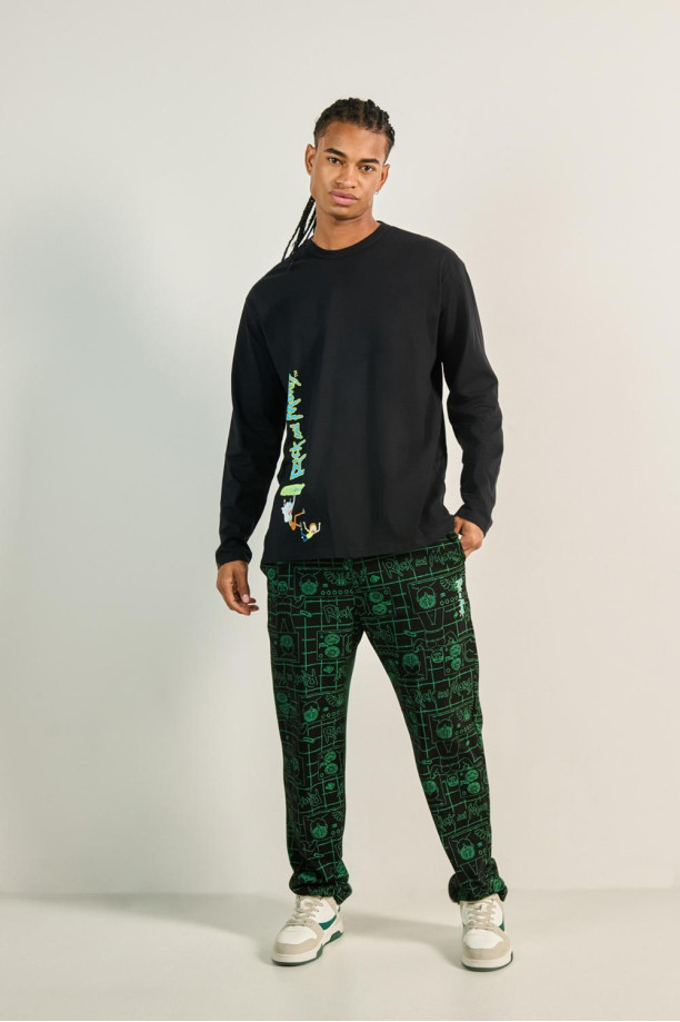 Pantalon jogger negro con disenos verdes de Rick and Morty