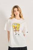 Camiseta oversize crema manga corta con arte de Bob Esponja