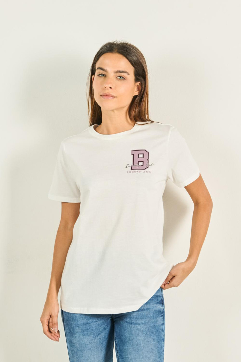 Camiseta crema en algodón manga corta con arte college