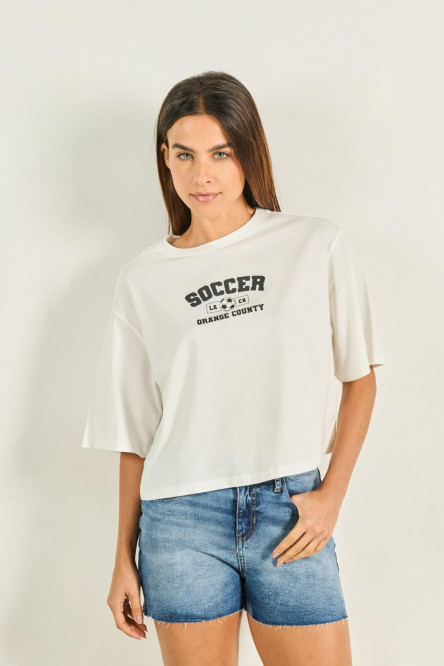 Camiseta crop top oversize unicolor con diseño college