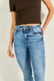 Jean azul claro jegging tiro alto ajustado con 5 bolsillos