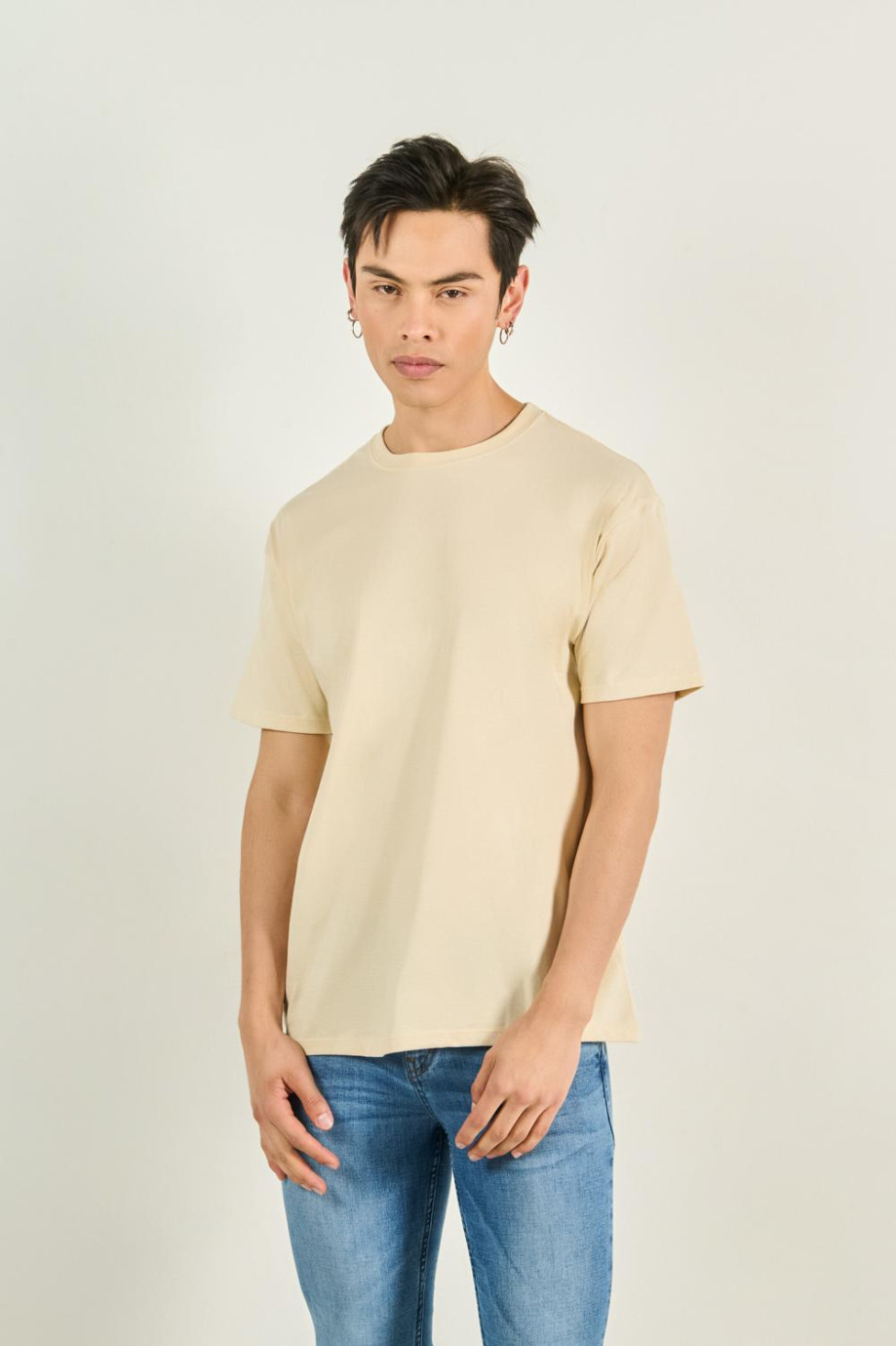 Camiseta ajustada en algodón unicolor con cuello redondo