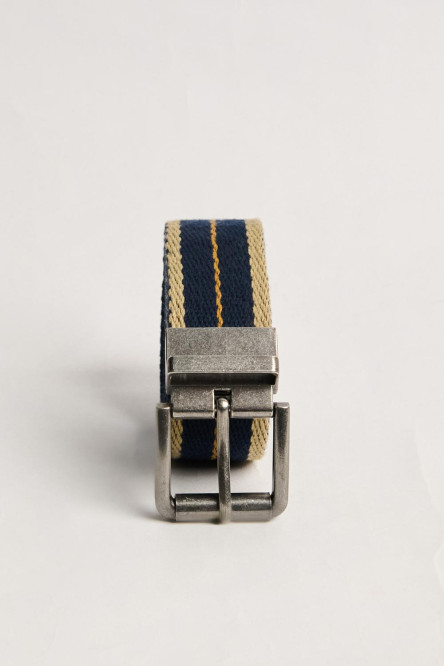 Cinturón reversible unicolor con hebilla cuadrada metálica