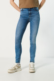 Jean jegging súper tiro alto azul claro y desgastes sutiles