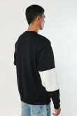 Buzo negro oversize cuello redondo con diseño de Donald