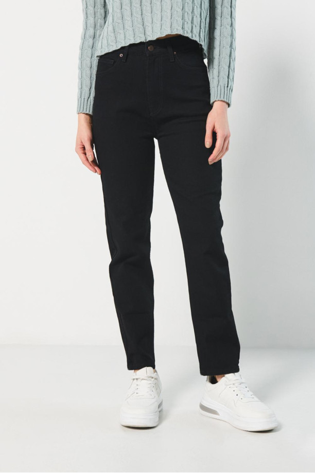 Mom Jeans Jean Mujer Koaj Jean Mom Súper Tiro Alto Negro Con Botón