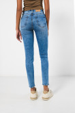 Jean jegging azul claro tiro alto ajustado con bolsillos