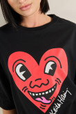 Camiseta manga corta oversize negra y artes de Keith Haring