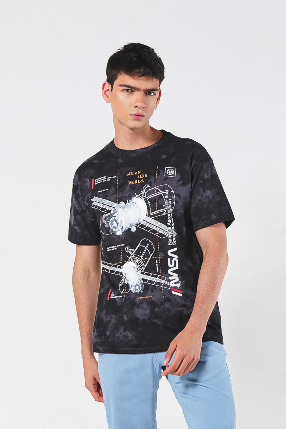 Camiseta manga corta con estampado en frente de Nasa