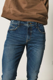 Jean skinny azul oscuro tiro bajo ceñido con bolsillos