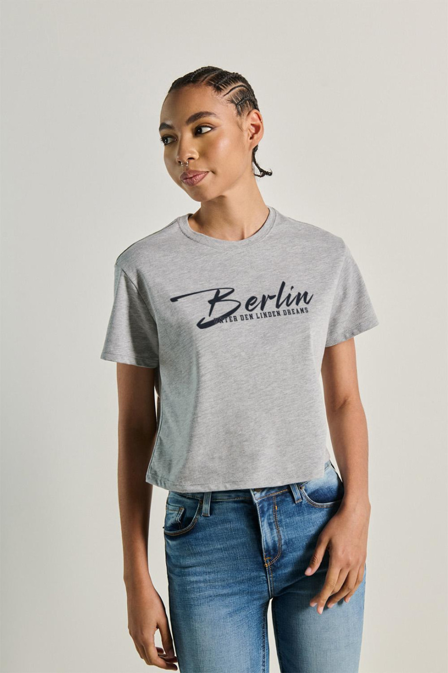 Camiseta college de Berlín unicolor crop top en algodón