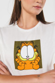 Camiseta unicolor para mujer manga corta estampada en frente de Garfield.