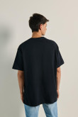 Camiseta unicolor oversize college con cuello redondo