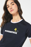 Camiseta de Woodstock azul con manga corta y contrastes