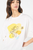 Camiseta oversize crema manga corta con arte de Tom y Jerry