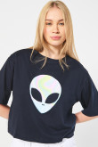 Camiseta crop top azul intensa oversize con diseño de alien