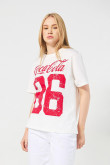 Camiseta unicolor para mujer manga corta estampada en frente de Coca-cola