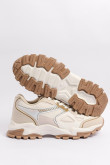 Tenis kakis de plataforma con relieve en suelas altas