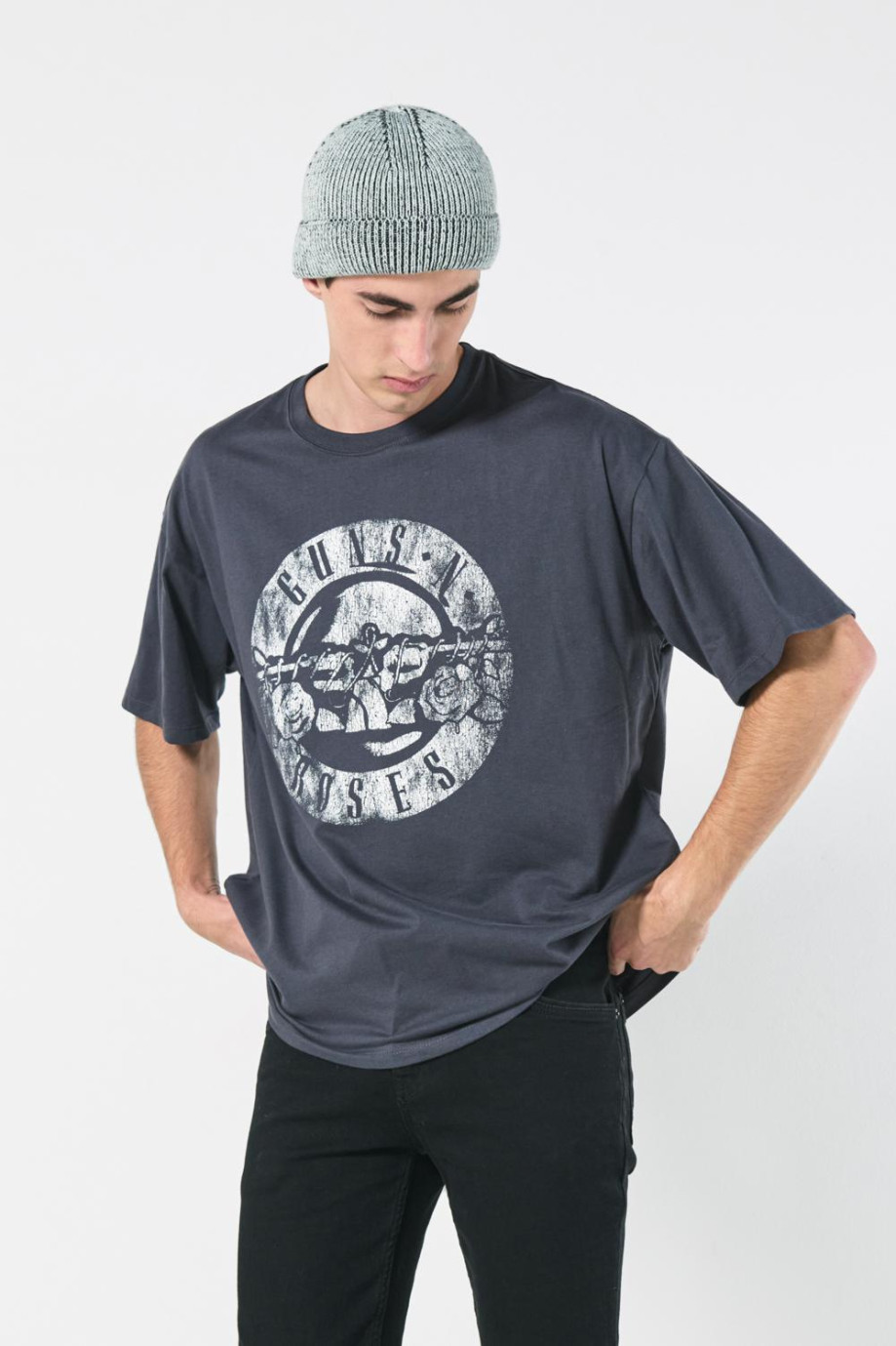 Camiseta oversize de Guns N´ Roses gris manga corta