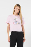 Crop top femenino manga corta con estampado en frente de Snoopy.