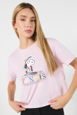 Crop top femenino manga corta con estampado en frente de Snoopy.