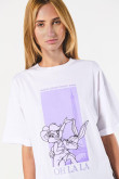 Camiseta oversize blanca de Looney Tunes con manga corta