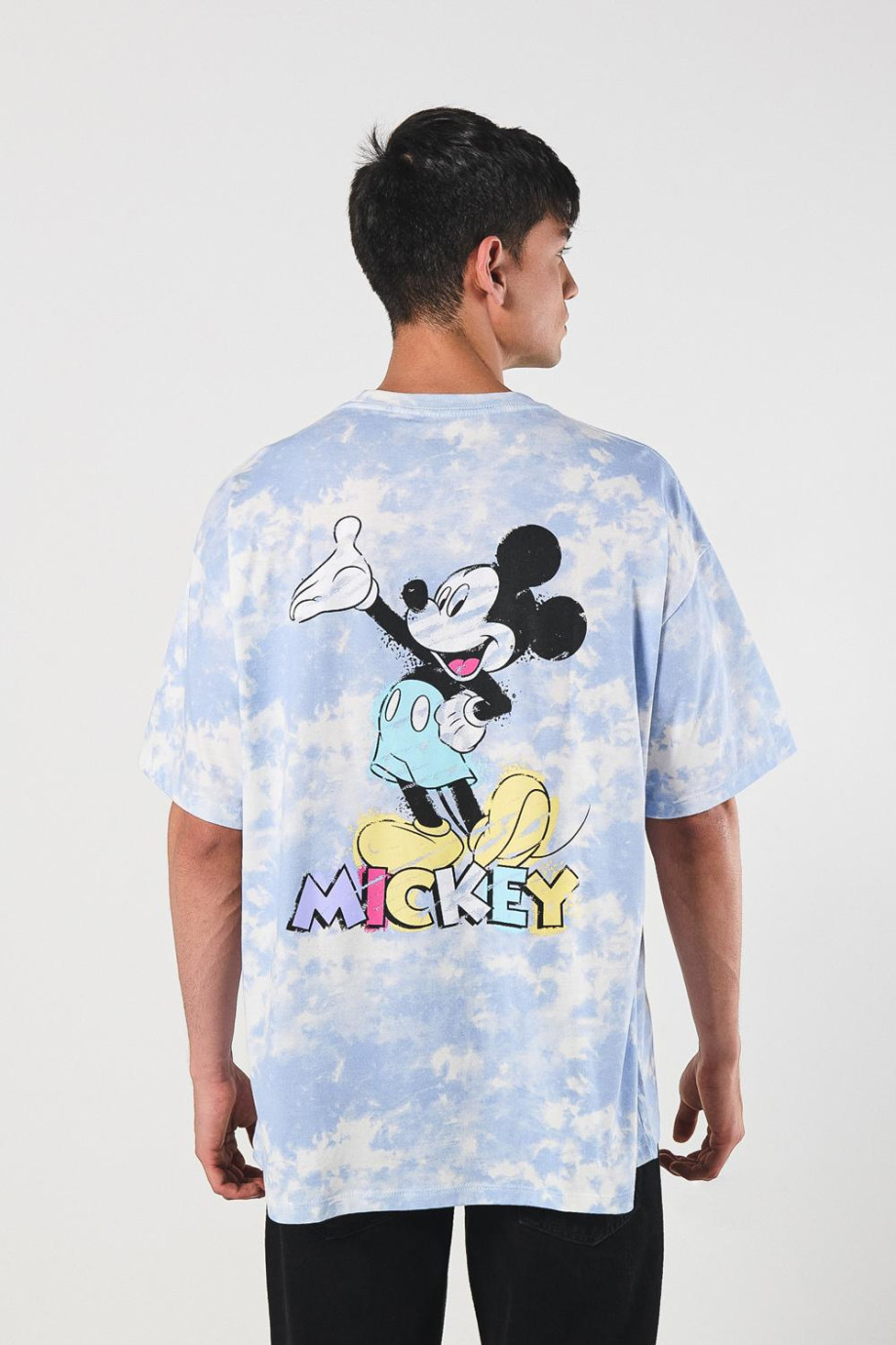 Camiseta manga corta oversize con estampado en frente y espalda de Disney.