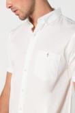 Camisa unicolor en algodón con cuello button down