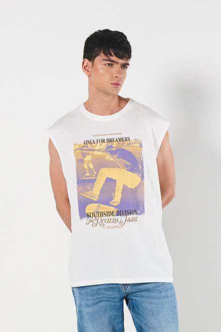 Camiseta oversize crema manga sisa con diseños urbanos