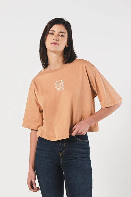 Camiseta oversize crop top unicolor con arte college