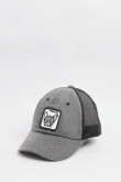 Gorra trucker en color negro con bordado frontal en 3D