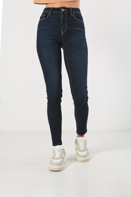 Jean azul jegging ajustado con tiro súper alto y bolsillos