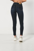 Jean azul jegging ajustado con tiro súper alto y bolsillos