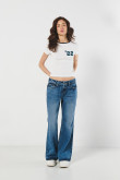 Camiseta crema en rib college con manga corta