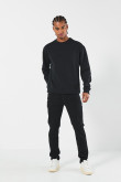 Jean ajustado skinny negro con tiro bajo y bolsillos