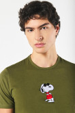 Camiseta cuello redondo unicolor con arte de Snoopy