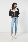 Chaqueta unicolor biker acolchada con detalle sherpa interno