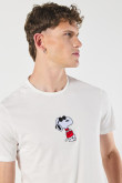 Camiseta cuello redondo unicolor con arte de Snoopy