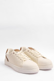 Tenis casuales unicolores con perforaciones y cordones