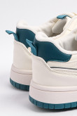 Tenis unicolores casuales con suelas planas y perforaciones