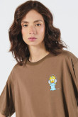 Camiseta femenina crop oversize, con estampado en frente de Los Simpson.