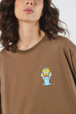 Camiseta femenina crop oversize, con estampado en frente de Los Simpson.